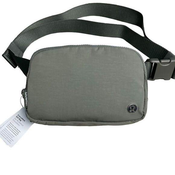 Lululemon Everywhere Belt Bag 1L Gray Sage New With Tags Lululemon Everywhere Belt Bag 1L Gray Sage New With Tags